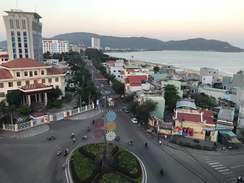 映电酒店 归仁 外观 照片