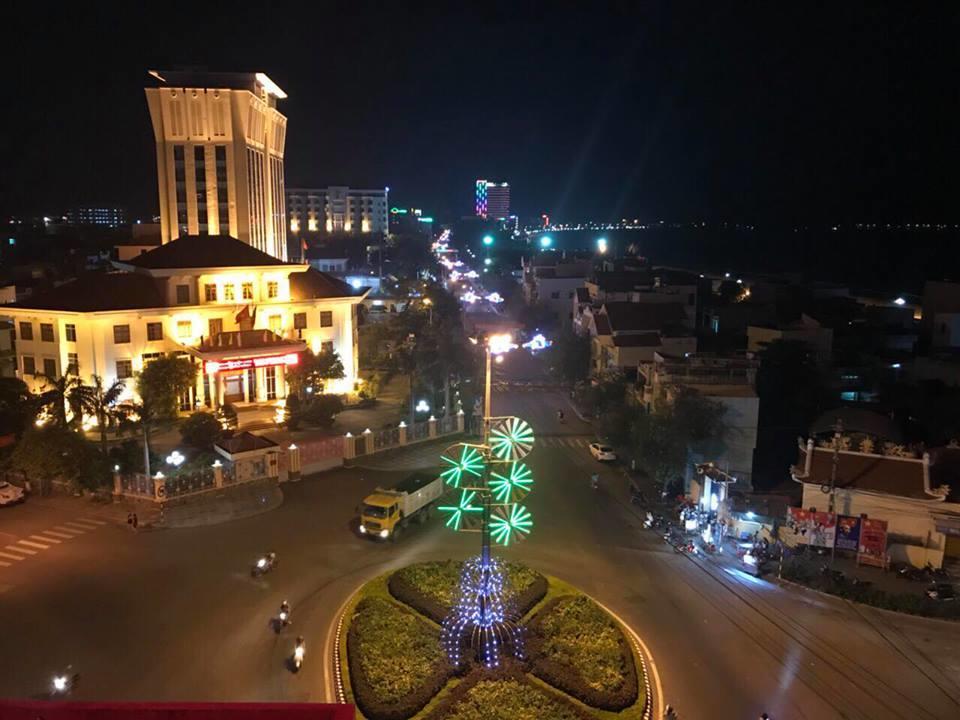 映电酒店 归仁 外观 照片